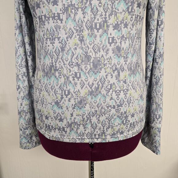 Women's Free Country Blue Geometric Pattern Turtle Neck Athletic Top |Size Large - Picture 5 of 10